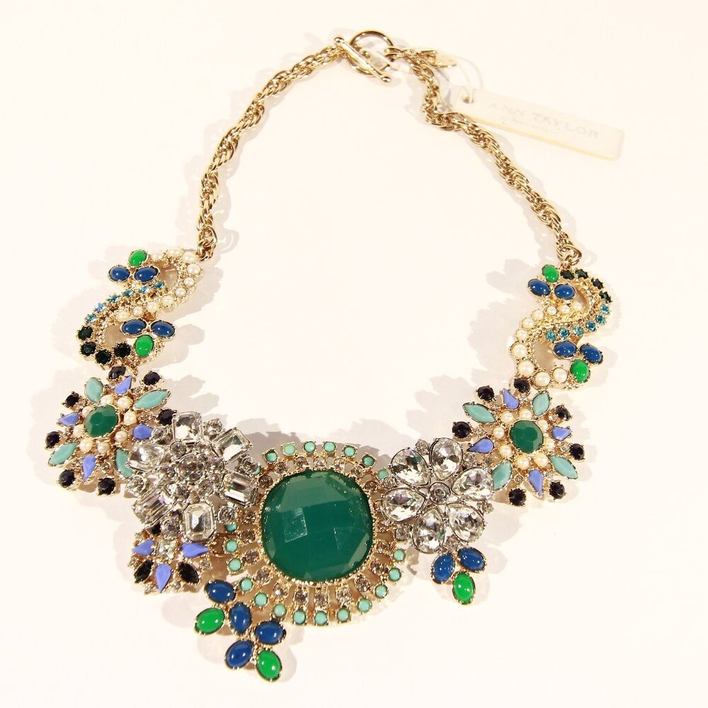 NWT Ann Taylor Gold Tone Rhinestone Necklace - Picture 2 of 11